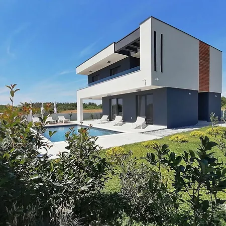 New Angelo Villa *