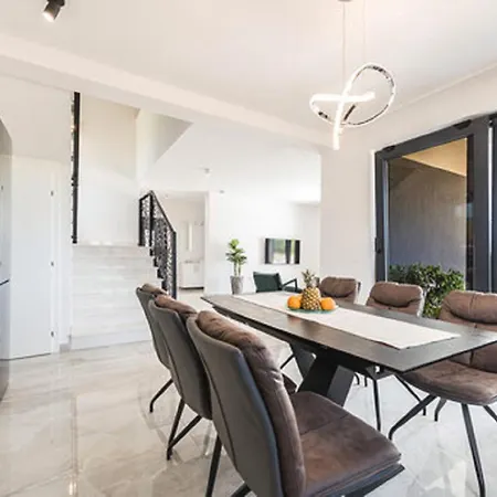 New Angelo Villa
